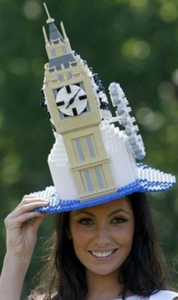 girl-stupid-hat-7