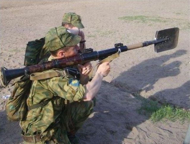 wtf_bazooka_with_a_shovel
