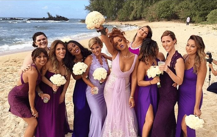 13-friends-who-definitely-stole-the-show
