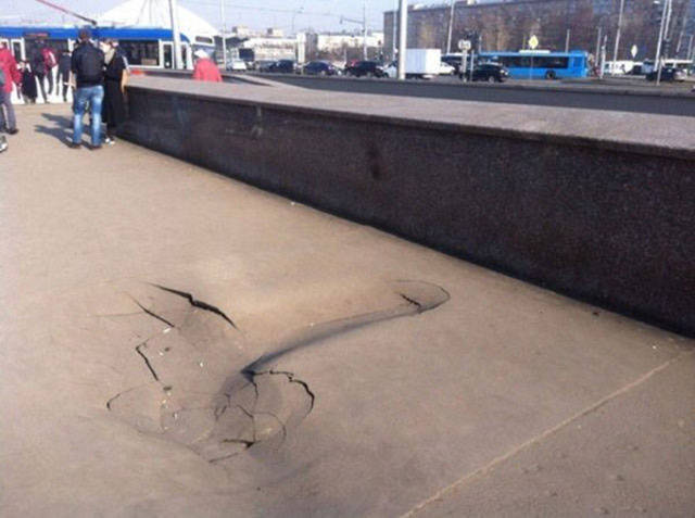 19-ground-hole-fail