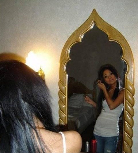 1-really-weird-photos-you-need-to-look-at-twice
