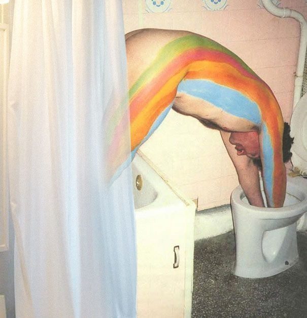 1-weird-photos-showing-how-crazy-world-really-is