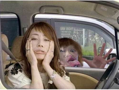 10-scary-photobombs-wont-let-you-sleep-tonight-nightmare