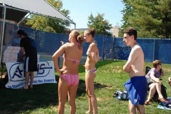 15-really-weird-photos-you-need-to-look-at-twice