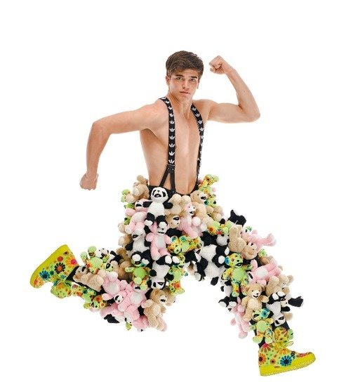 5-weird-pants-strange-something-wrong-with-the-world