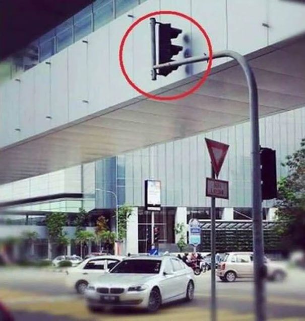 6-mindblowing-design-mistakes-funny