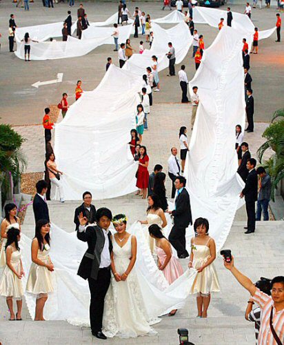 9-weird-photos-showing-how-crazy-world-really-is