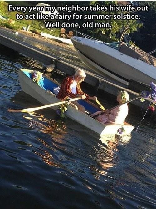28-hilarious-seniors-who-just-dont-care