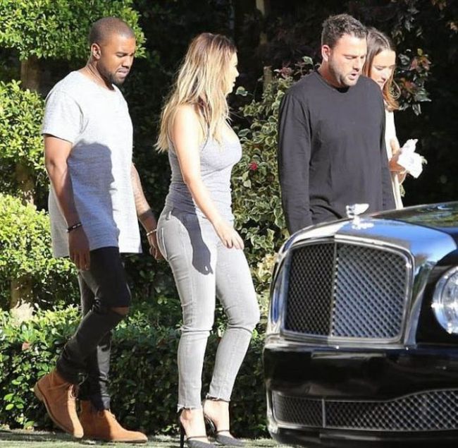 3-hilarious-people-caught-staring-photos