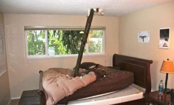 13-people-inches-away-from-death-shocking