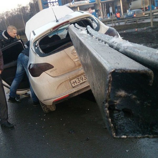 2-people-inches-away-from-death-shocking
