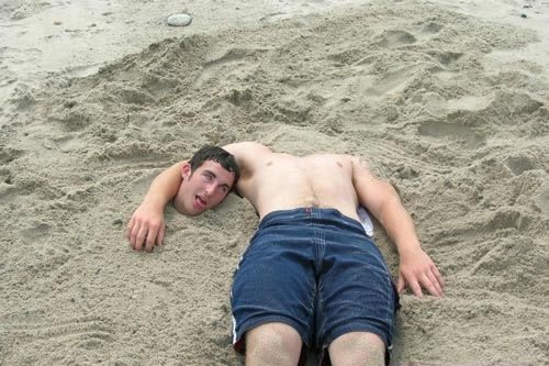 3-funniest-beach-moments-ever-summer
